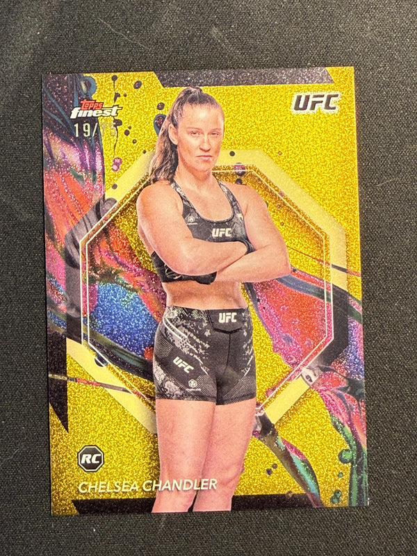 2024 Topps Finest UFC #32 Chelsea Chandler Yellow Glitter Refractors