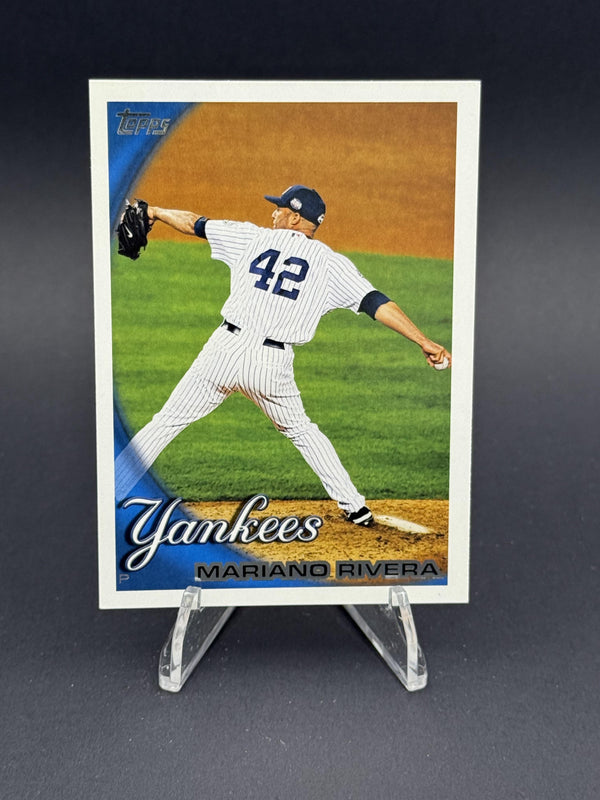 2010 Topps #404 Mariano Rivera Vintage Cardstock