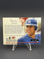 2000 SkyBox #2ET Derek Jeter E-Ticket