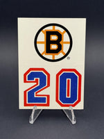 1985-86 Topps #31 Boston Bruins Stickers Logo top